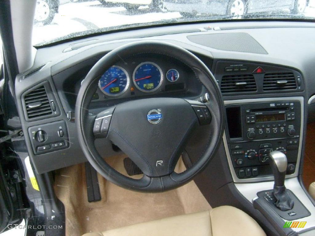 2007 Volvo S60 R AWD Gobi Sand R Metallic Dashboard Photo #44294396