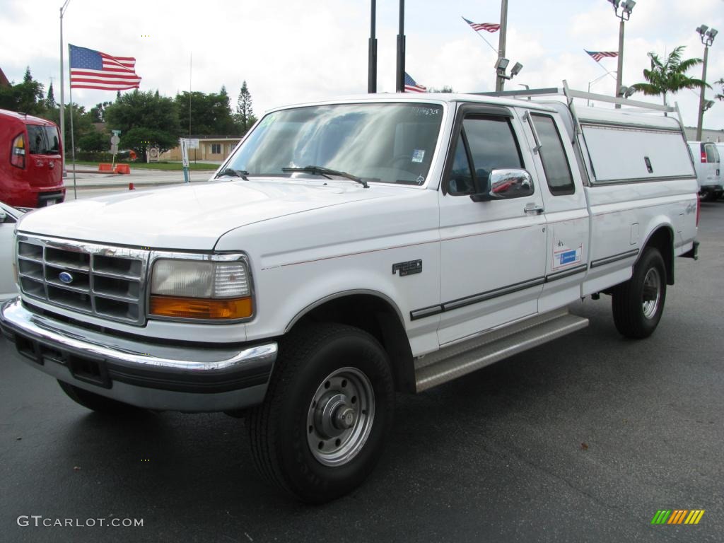 1996 F250 XL Extended Cab 4x4 - Oxford White / Grey photo #5