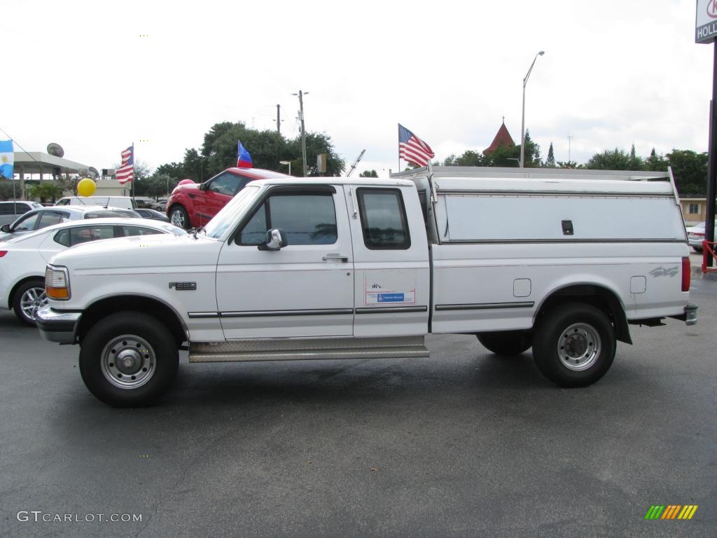 1996 F250 XL Extended Cab 4x4 - Oxford White / Grey photo #6