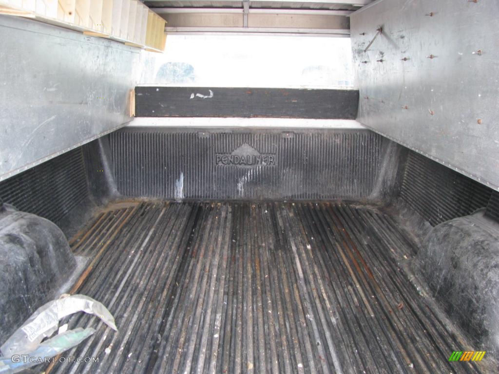 1996 F250 XL Extended Cab 4x4 - Oxford White / Grey photo #10