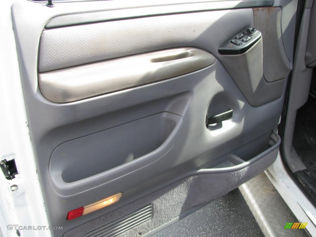 1996 F250 XL Extended Cab 4x4 - Oxford White / Grey photo #16