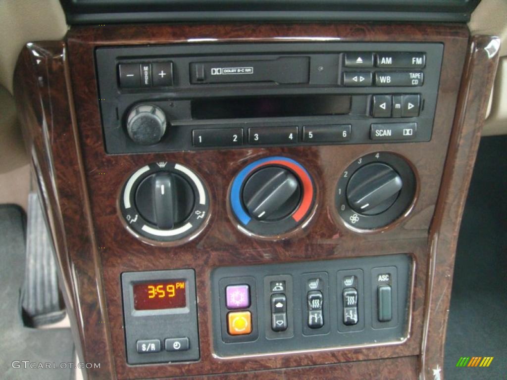 1998 BMW Z3 2.8 Roadster Controls Photo #44295352