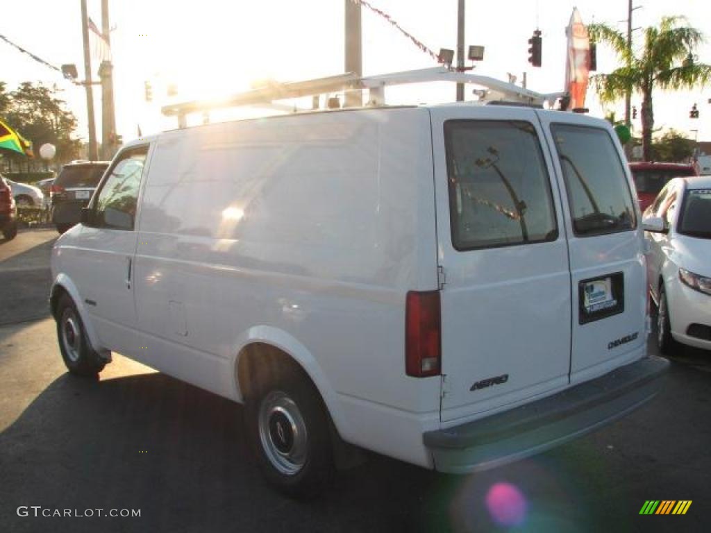 1998 Astro Cargo Van - White / Neutral photo #7