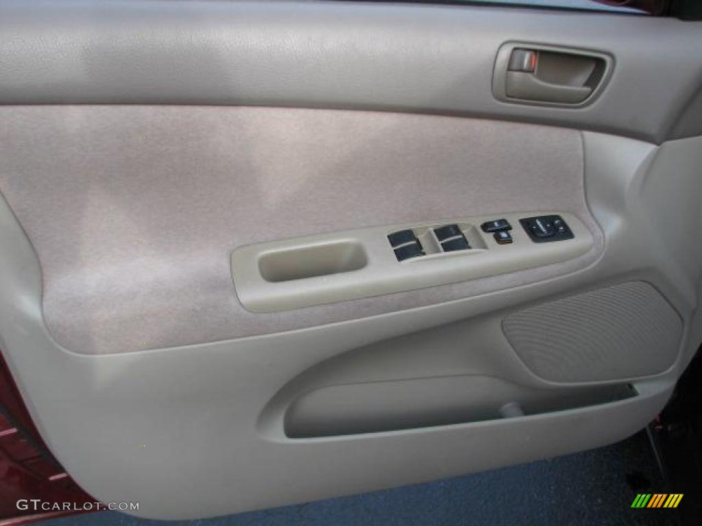 2003 Camry LE - Salsa Red Pearl / Stone photo #22
