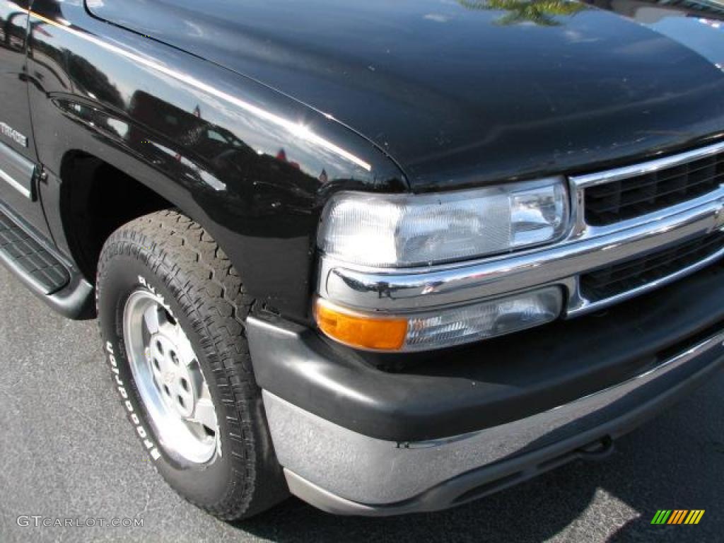 2002 Tahoe LS - Onyx Black / Tan/Neutral photo #2