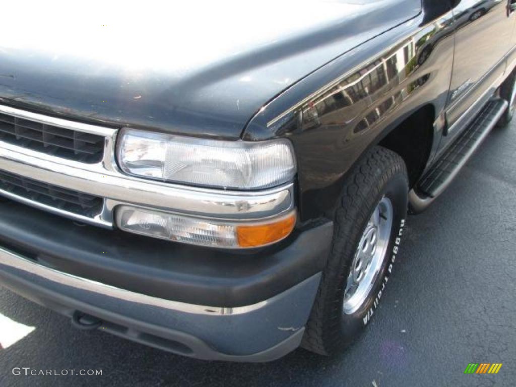 2002 Tahoe LS - Onyx Black / Tan/Neutral photo #4