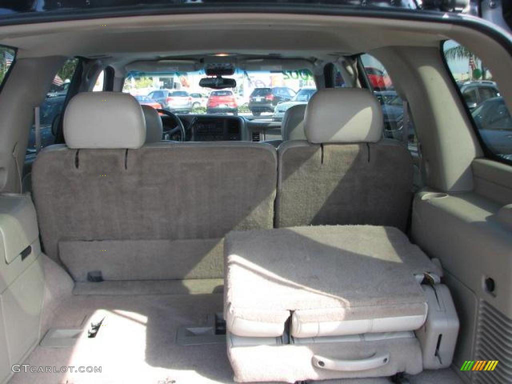 2002 Tahoe LS - Onyx Black / Tan/Neutral photo #12