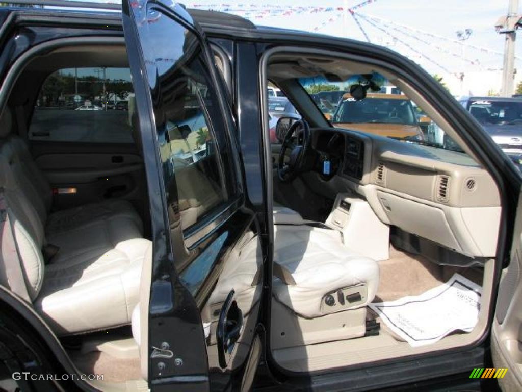 2002 Tahoe LS - Onyx Black / Tan/Neutral photo #14