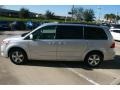 Mercury Silver Metallic - Routan SE Photo No. 4