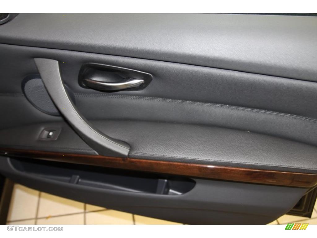 2011 3 Series 335i Sedan - Jet Black / Black Dakota Leather photo #17