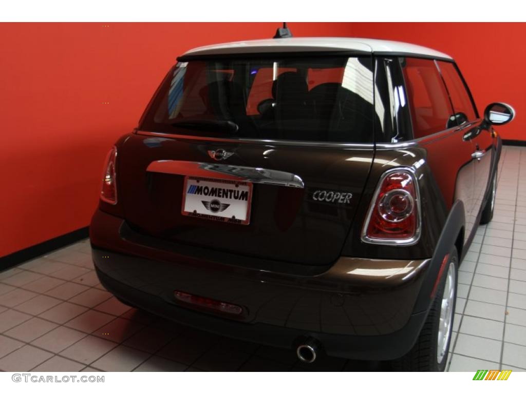 2011 Cooper Hardtop - Hot Chocolate Metallic / Carbon Black photo #11