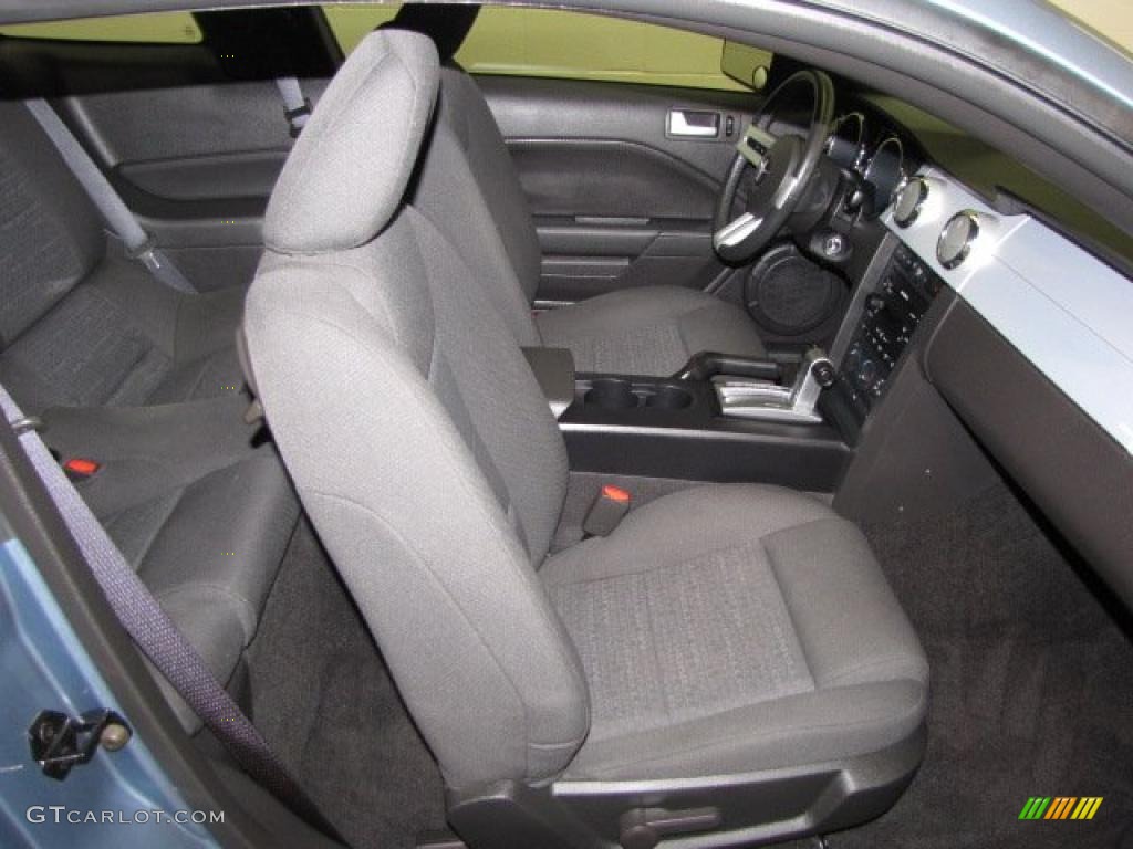 2007 Mustang V6 Deluxe Coupe - Windveil Blue Metallic / Dark Charcoal photo #13