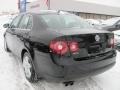 Black - Jetta SE Sedan Photo No. 9