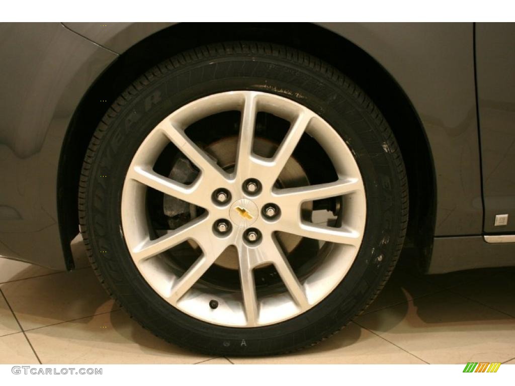 2009 Chevrolet Malibu LTZ Sedan Wheel Photo #44320193