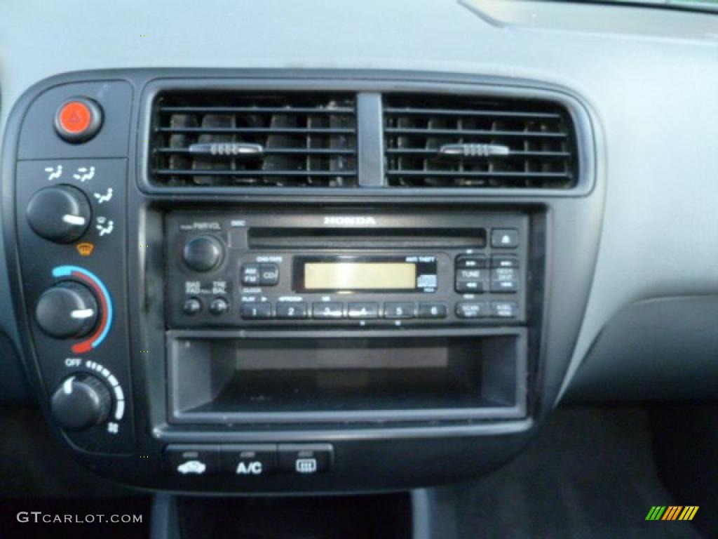 2000 Honda Civic VP Sedan Controls Photo #44327049