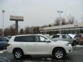 2009 Blizzard White Pearl Toyota Highlander   photo #1