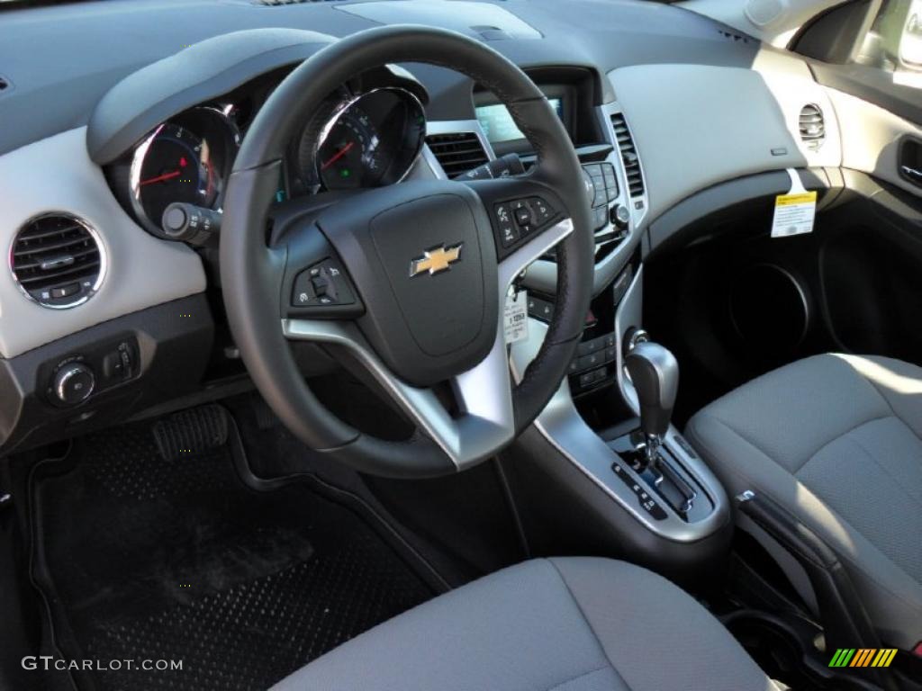 Medium Titanium Interior 2011 Chevrolet Cruze LT/RS Photo #44337030