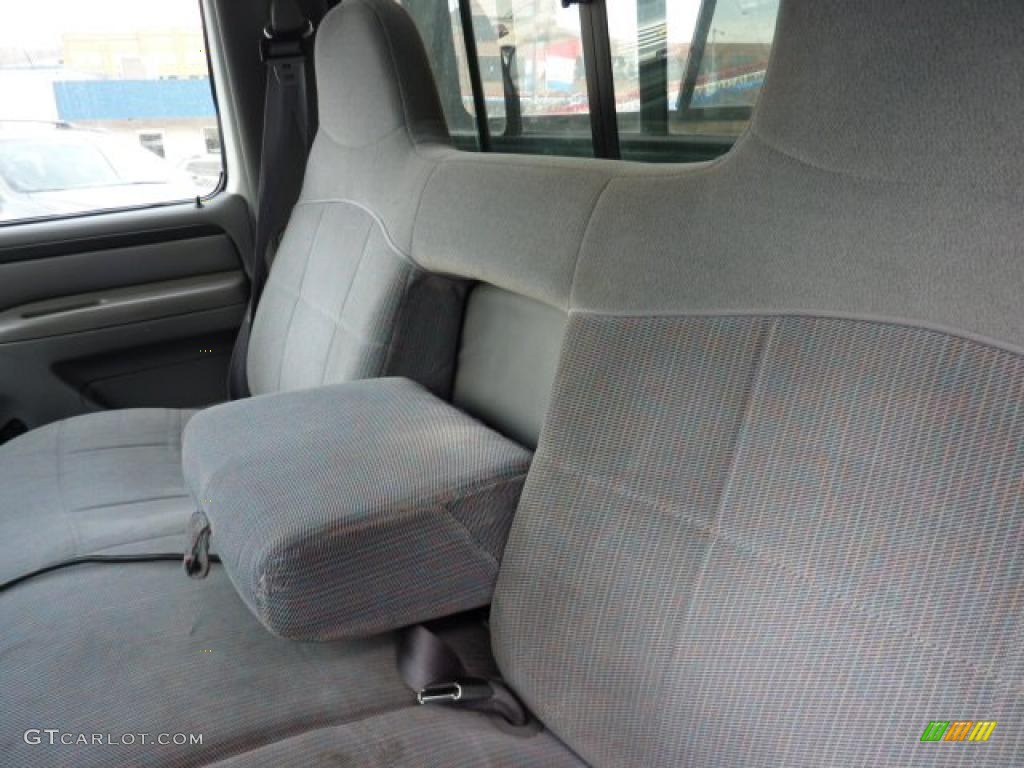Grey Interior 1996 Ford F250 XLT Regular Cab 4x4 Photo #44337758