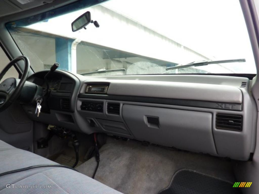 1996 Ford F250 XLT Regular Cab 4x4 Dashboard Photos