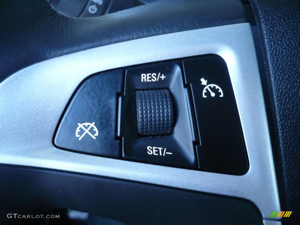 2011 GMC Terrain SLT AWD Controls Photo #44341410