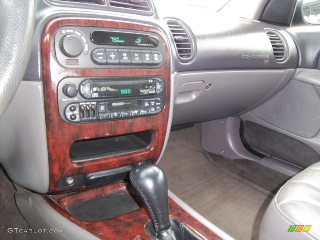 1999 Chrysler Concorde LXi Medium Quartz Dashboard Photo #44345354