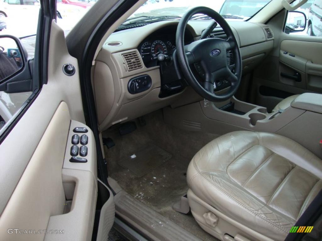 Medium Parchment Interior 2002 Ford Explorer XLT 4x4 Photo #44347870