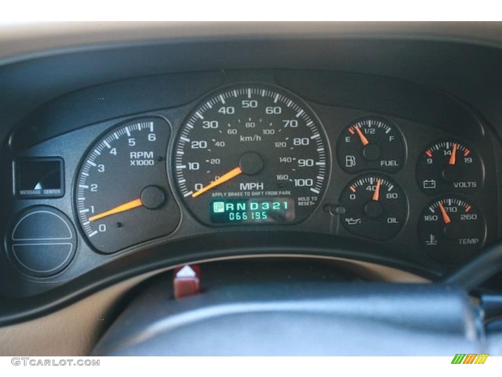 2001 Chevrolet Suburban 1500 LT Gauges Photo #44350018