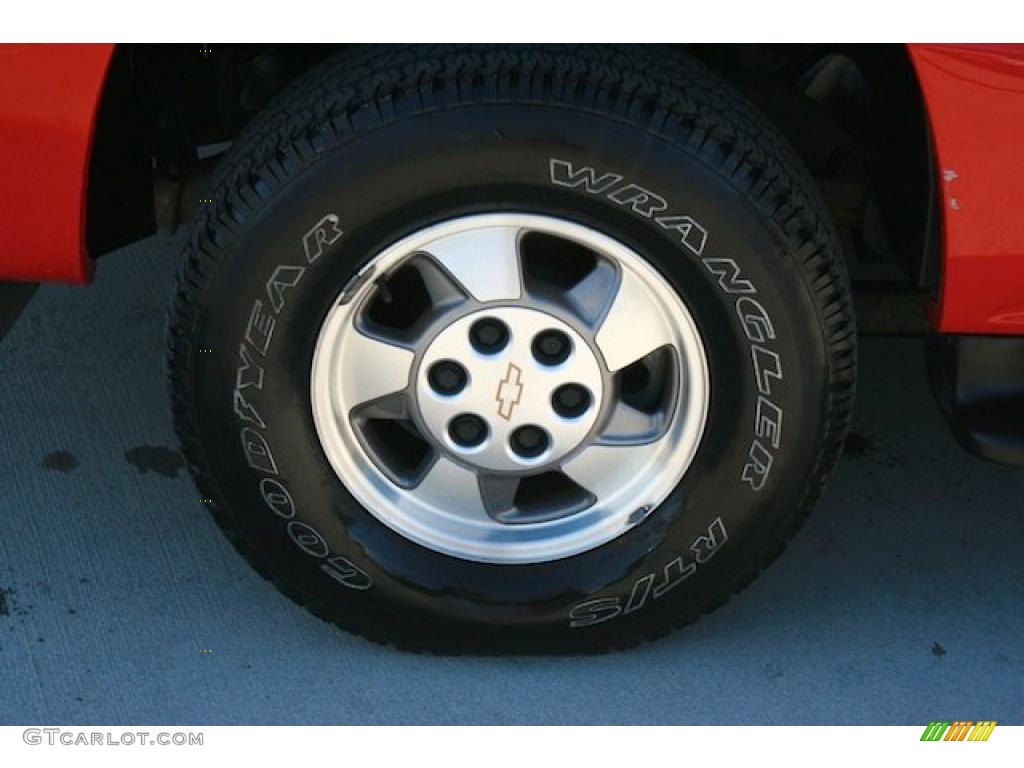 2001 Chevrolet Suburban 1500 LT Wheel Photo #44350234