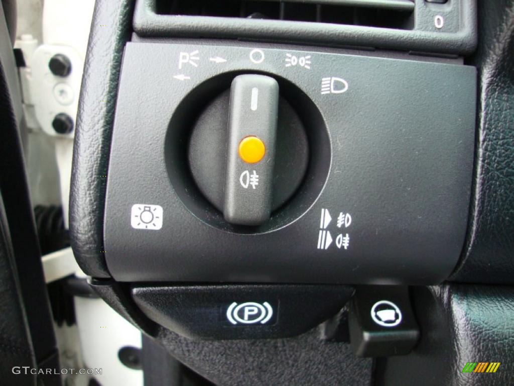 1996 Mercedes-Benz C 280 Sedan Controls Photos