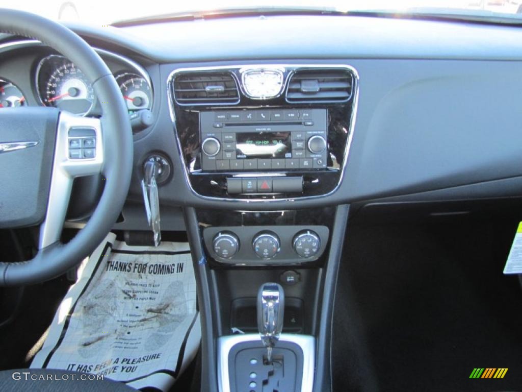 2011 Chrysler 200 Touring Black Dashboard Photo #44354266