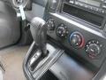 2005 Diamond Silver Metallic Kia Sedona LX  photo #21