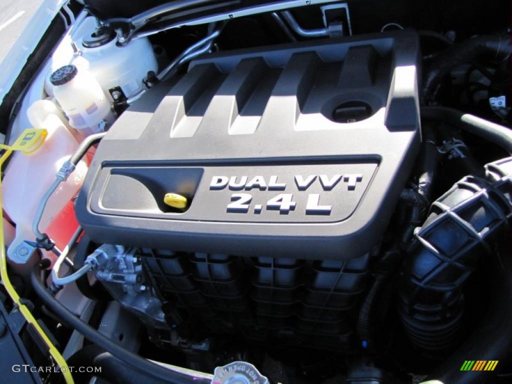 2011 Chrysler 200 Touring 2.4 Liter DOHC 16-Valve Dual VVT 4 Cylinder Engine Photo #44355130