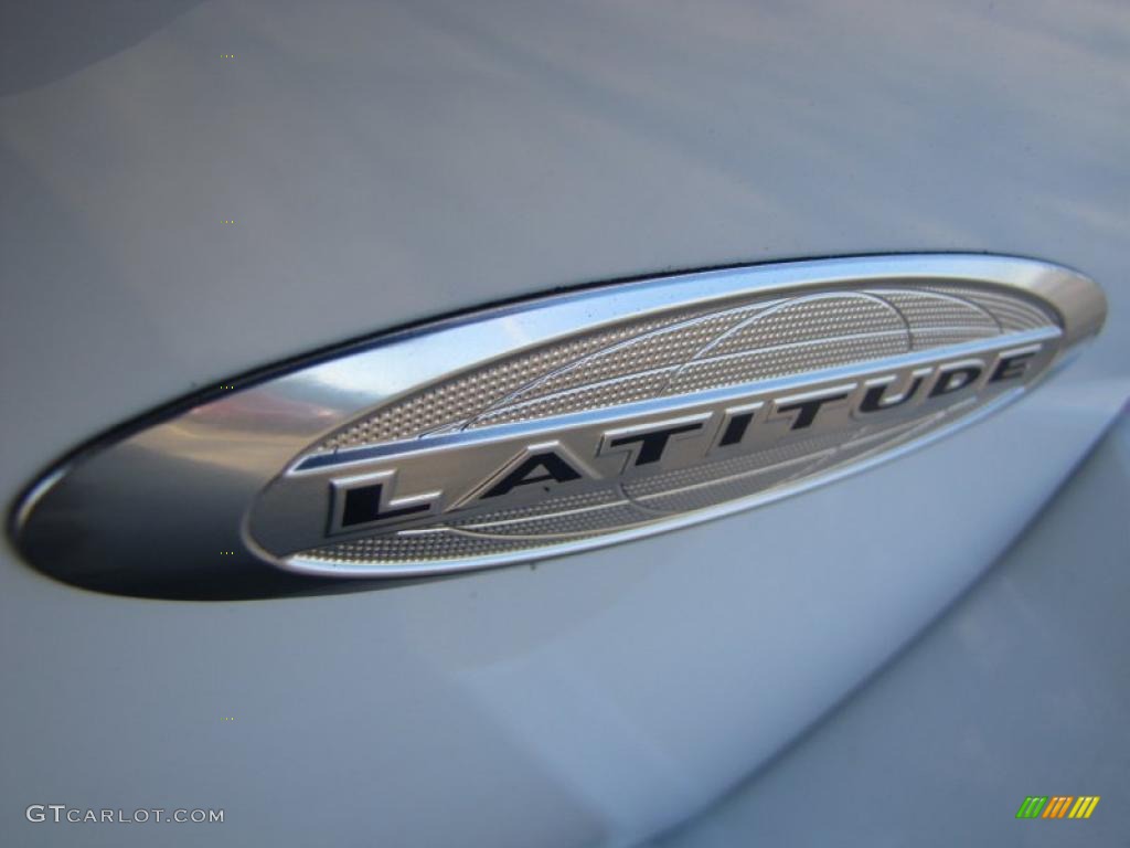 2011 Jeep Compass 2.0 Latitude Marks and Logos Photo #44355354