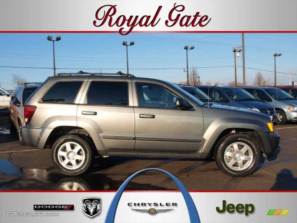 2008 Grand Cherokee Laredo 4x4 - Mineral Gray Metallic / Dark Slate Gray photo #1