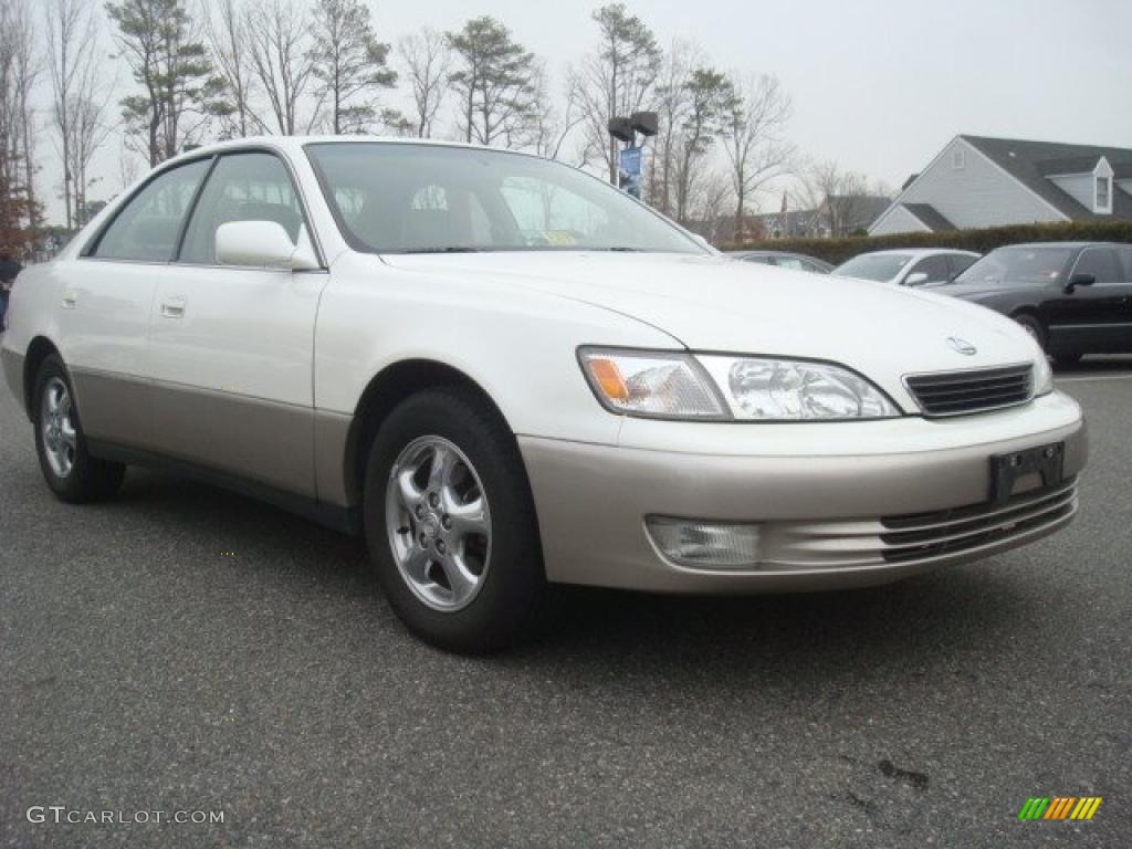Diamond White Pearl 1998 Lexus ES 300 Exterior Photo #44369532