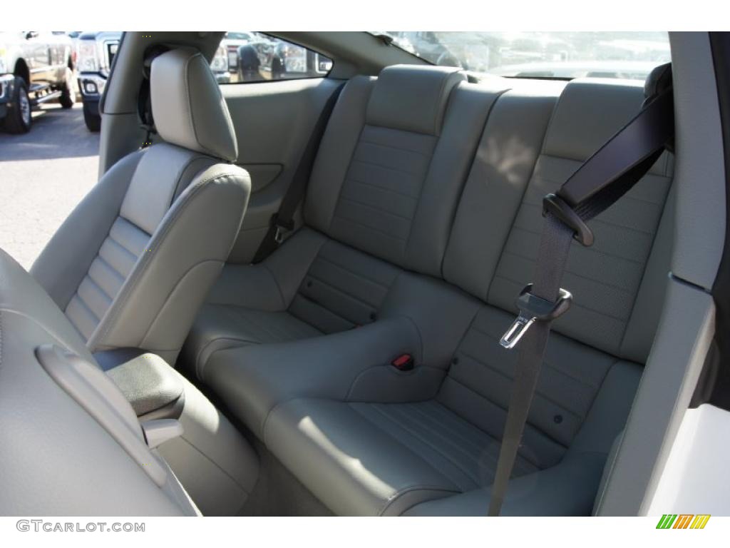 Light Graphite Interior 2008 Ford Mustang GT Premium Coupe Photo #44371416