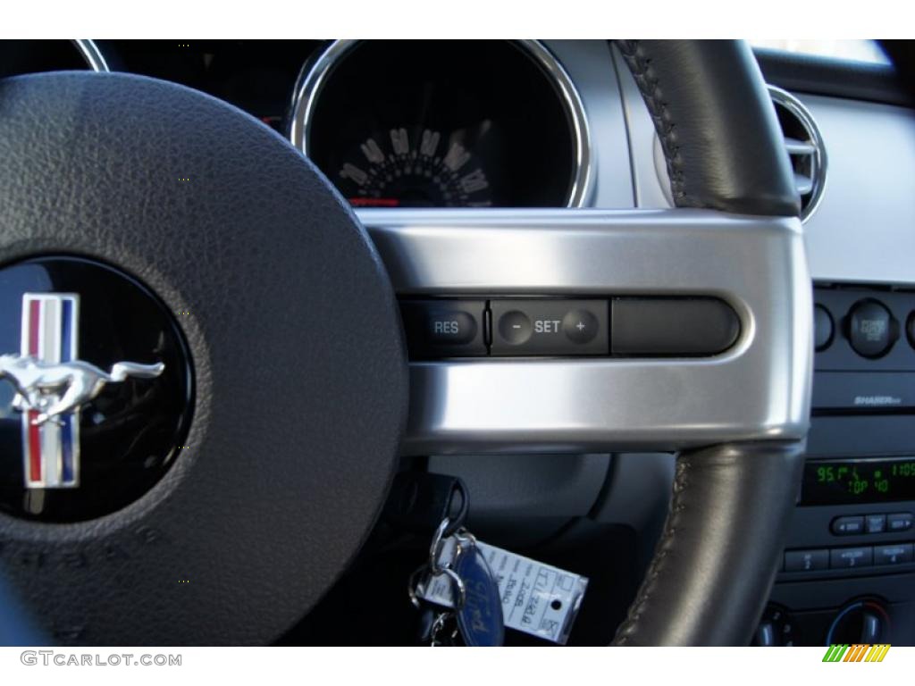 2008 Ford Mustang GT Premium Coupe Controls Photo #44371616
