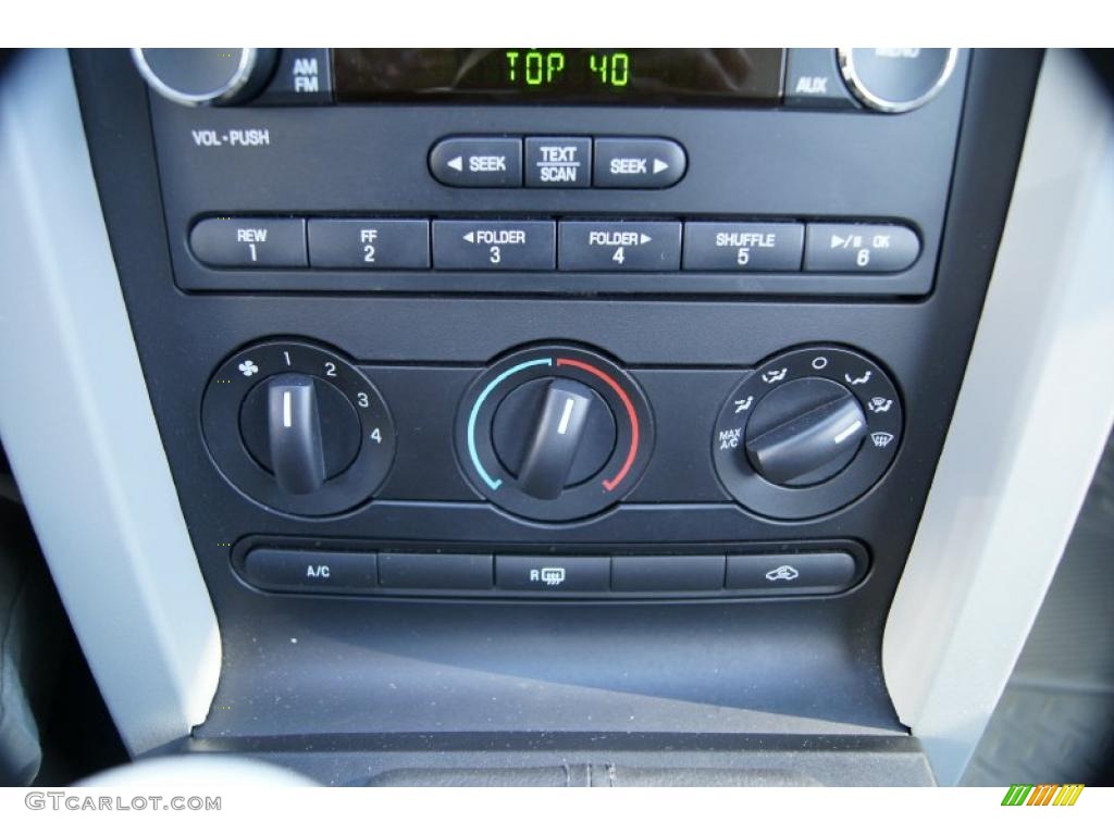 2008 Ford Mustang GT Premium Coupe Controls Photo #44371652
