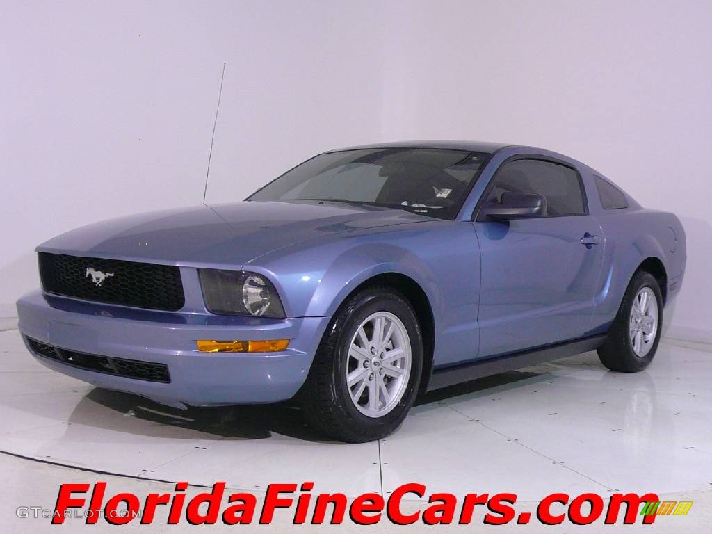 2005 Mustang V6 Deluxe Coupe - Windveil Blue Metallic / Light Graphite photo #1
