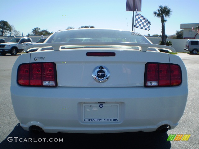 2005 Mustang GT Premium Coupe - Performance White / Medium Parchment photo #6