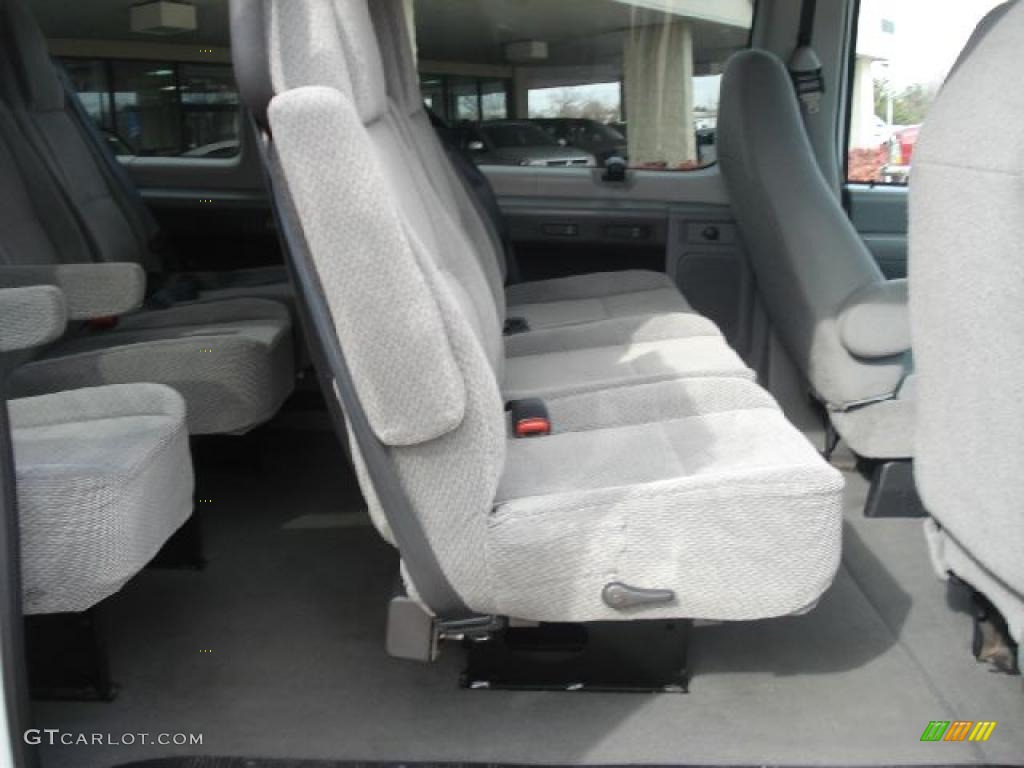 Medium Flint Grey Interior 2006 Ford E Series Van E350 XLT 15 Passenger Photo #44386147