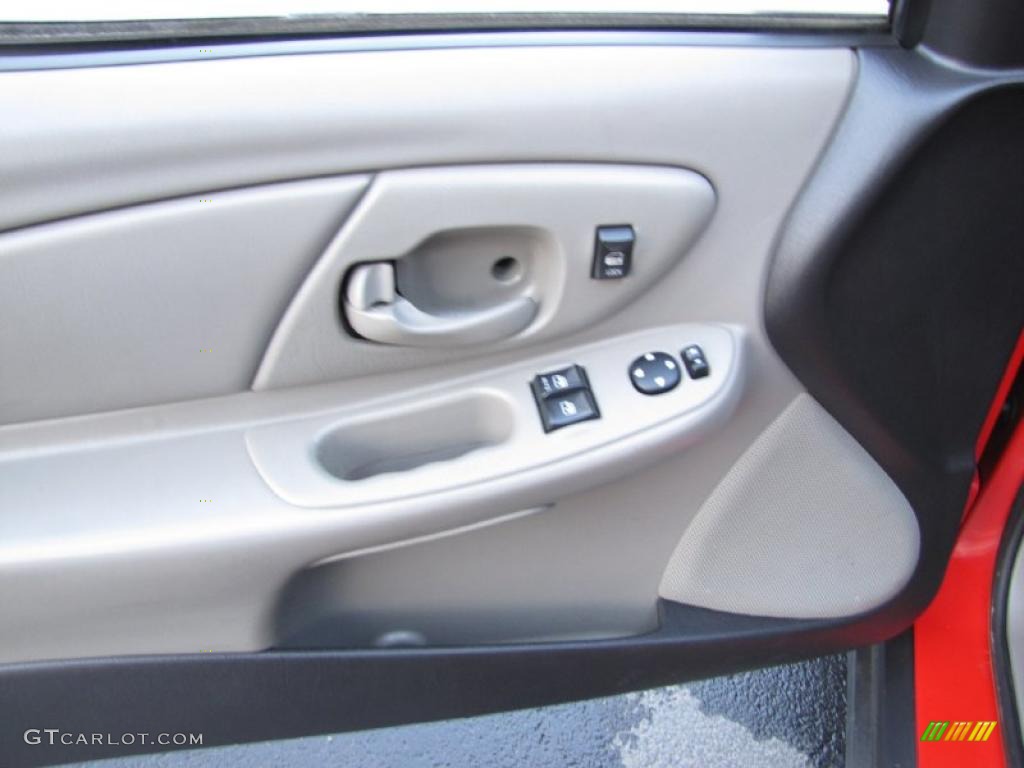 2001 Chevrolet Monte Carlo LS Controls Photo #44390396