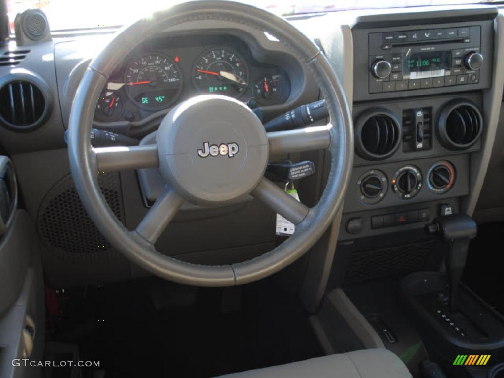 2009 Jeep Wrangler Unlimited X Dashboard Photos
