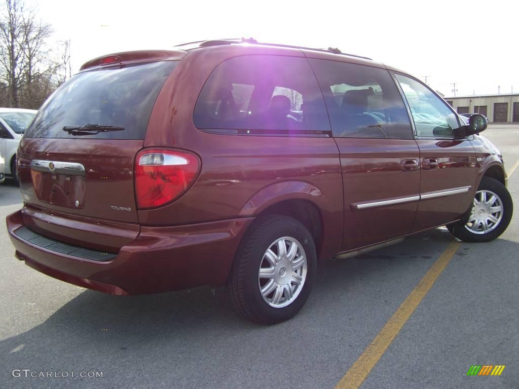 2007 Town & Country Touring - Cognac Crystal Pearl / Dark Khaki/Light Graystone photo #3