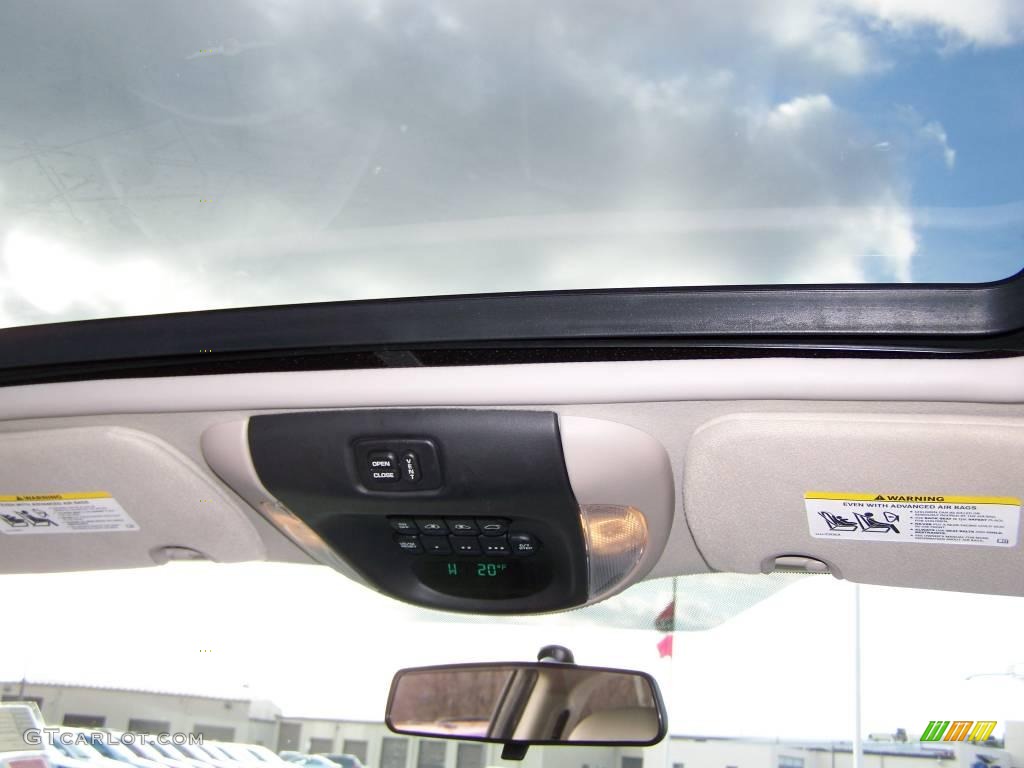 2007 Town & Country Touring - Cognac Crystal Pearl / Dark Khaki/Light Graystone photo #13