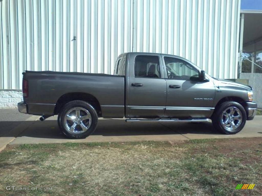 2006 Ram 1500 SLT Quad Cab - Mineral Gray Metallic / Medium Slate Gray photo #17