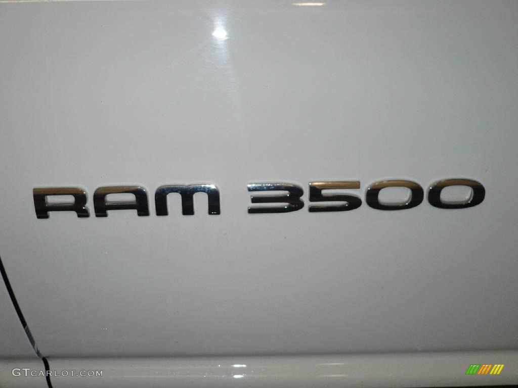 2005 Ram 3500 ST Quad Cab 4x4 Dually - Bright White / Dark Slate Gray photo #15