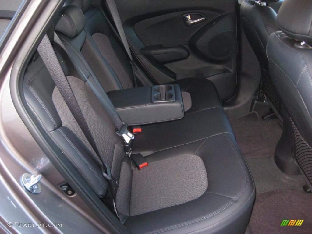 Black Interior 2011 Hyundai Tucson GLS Photo #44438782