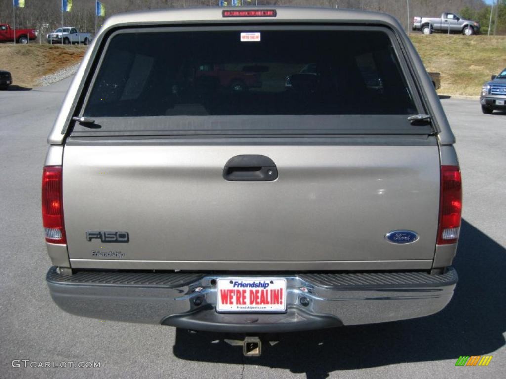 2002 F150 XLT SuperCab - Arizona Beige Metallic / Medium Parchment photo #7