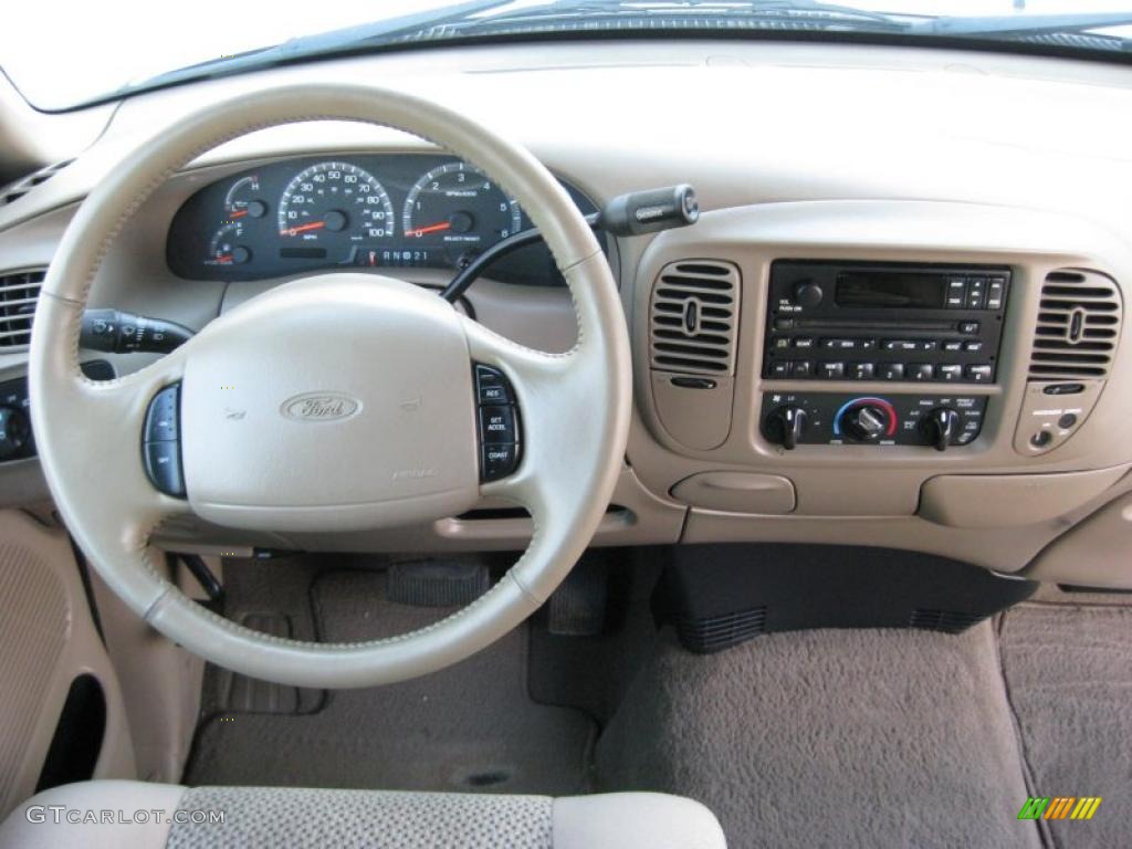 2002 F150 XLT SuperCab - Arizona Beige Metallic / Medium Parchment photo #27